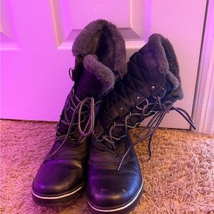Women's Black Winter Boots